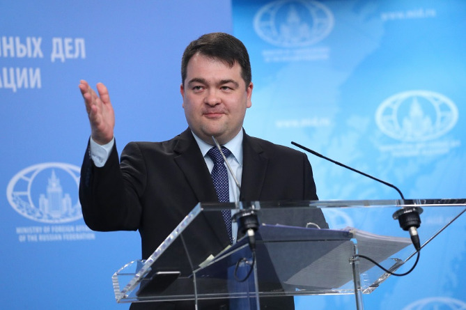 МИД России назвал "наверное, неконструктивной" позицию Пашиняна по Карабаху