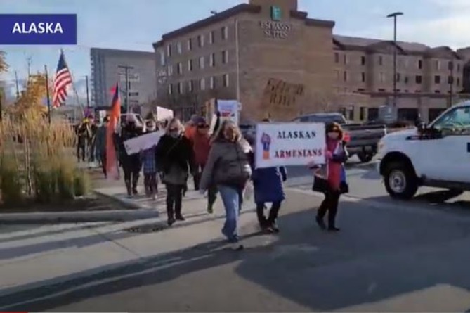 Армяне и не только: на Аляске прошел митинг с осуждением азербайджанско-турецкой агрессии против Арцаха (ВИДЕО)