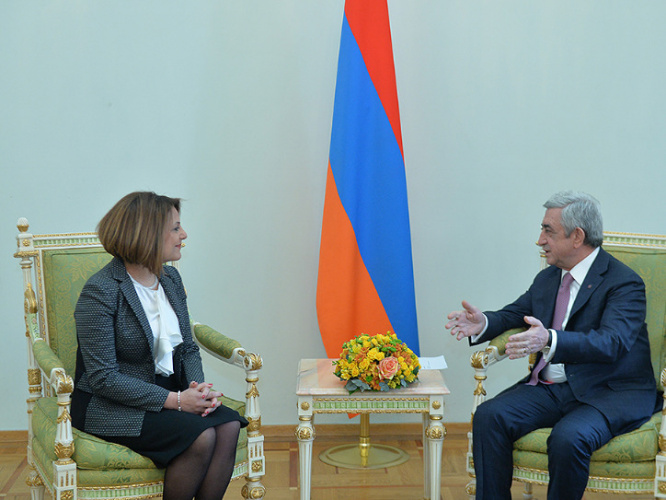 Армения хочет углублять отношения с Мальтой - Саргсян