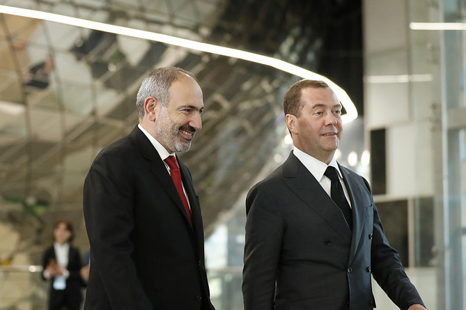 Председательство Армении в ЕАЭС оказалось плодотворным: Пашинян - Медведеву (ВИДЕО)