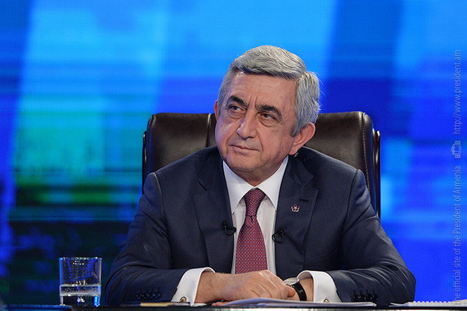 Սարգսյան. Հայաստանում «ուժեղ ձեռքի» տարբերակը չի գործի, մեզ ժողովրդավարություն է անհրաժեշտ