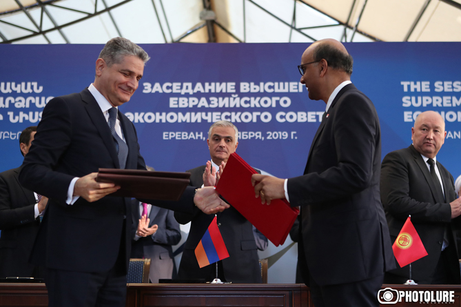 ЕАЭС и Сингапур подписали соглашение о создании зоны свободной торговли ЕАЭС и Сингапур подписали соглашение о создании зоны свободной торговли