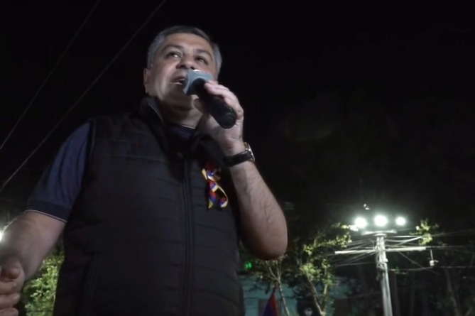 "Армения, вставай! Арцах, вставай!": Ванецян представил ближайшие планы оппозиции "Армения, вставай! Арцах, вставай!": Ванецян представил ближайшие планы оппозиции