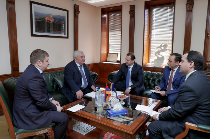 Министр обороны Армении: ОДКБ играет важную роль в обеспечении безопасности страны 