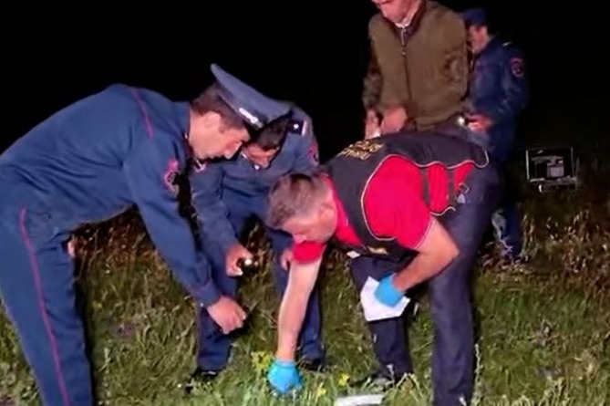 Два человека погибли во время инцидента со стрельбой в Апаране, задержан 32-летний мужчина (ВИДЕО) Два человека погибли во время инцидента со стрельбой в Апаране, задержан 32-летний мужчина (ВИДЕО)