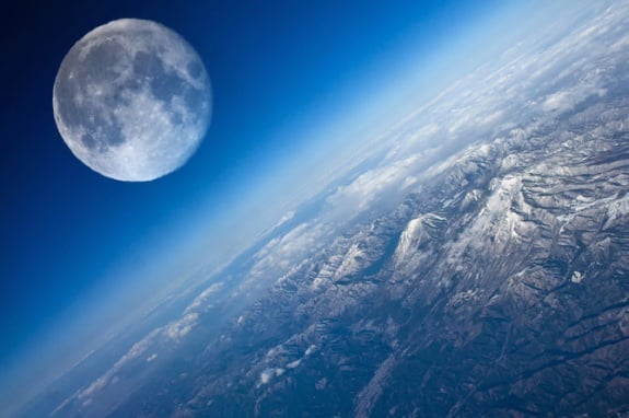  NASA впервые за полвека запустила миссию к Луне 