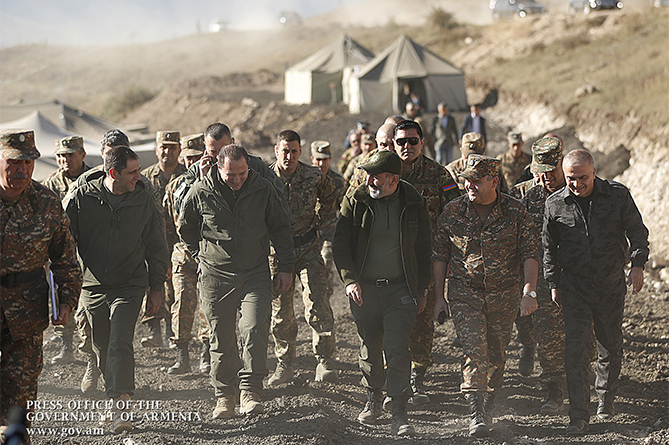 Пашинян: учения дали уверенность в боеспособности ВС Армении и общества при защите родины (ФОТО, ВИДЕО)