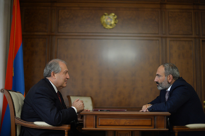 Արտաքին քաղաքական տիրույթում վարչապետ-նախագահ մրցակցությունը սրվում է. հնարավոր է` Արմեն Սարգսյանը մեկնի Բաքու. թերթ Արտաքին քաղաքական տիրույթում վարչապետ-նախագահ մրցակցությունը սրվում է. հնարավոր է` Արմեն Սարգսյանը մեկնի Բաքու. թերթ