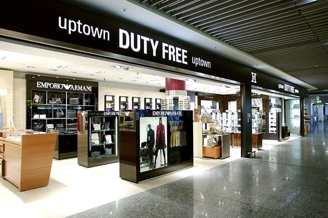 В России могут разрешить вылетающим в страны ЕАЭС пассажирам покупки в Duty Free В России могут разрешить вылетающим в страны ЕАЭС пассажирам покупки в Duty Free
