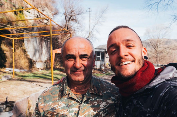 Իսպանացի լուսանկարիչն այցելել է Արցախ ու գերվել տեղացիների հյուրընկալությամբ (ՖՈՏՈ)