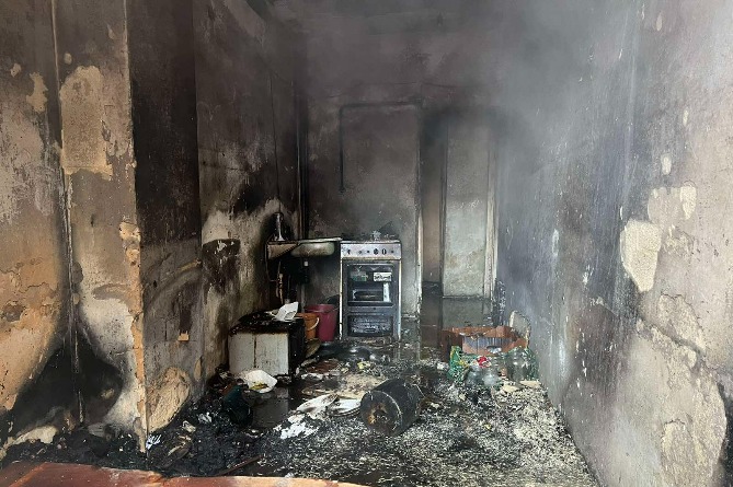 Գյումրիի բնակարաններից մեկում հրդեհ է բռնկվել․ փրկարարները պատուհանից տարհանել են երեք ամսական երեխայի