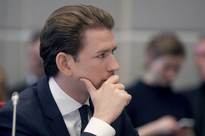 Канцлер Австрии: переговоры о вхождении Турции в состав ЕС должны быть прекращены Канцлер Австрии: переговоры о вхождении Турции в состав ЕС должны быть прекращены