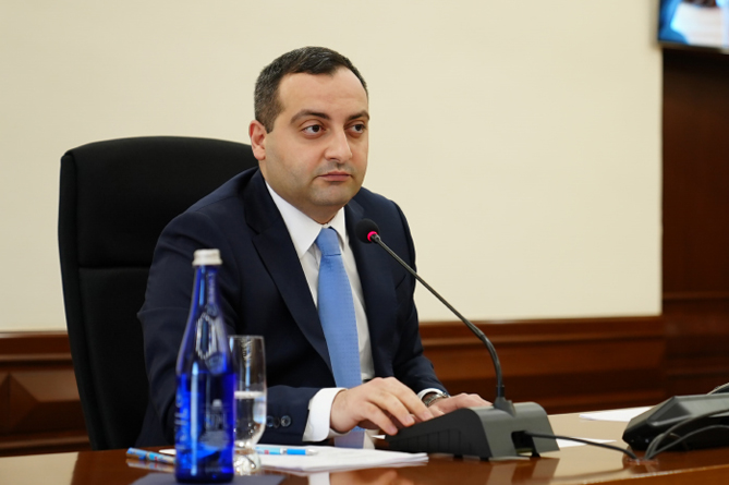 И.о. мэра Еревана пояснил, почему все процедурные заседания в столичном муниципалитете проводятся Тиграном Авиняном И.о. мэра Еревана пояснил, почему все процедурные заседания в столичном муниципалитете проводятся Тиграном Авиняном