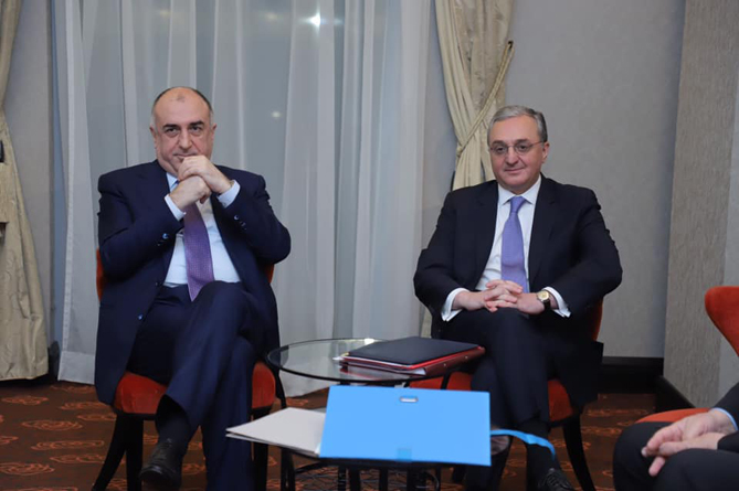 Հայաստանի և Ադրբեջանի ԱԳ նախարարները համատեղ աշխատանքը կշարունակեն հաջորդ տարվա սկզբին (ՖՈՏՈ, ՎԻԴԵՈ) Հայաստանի և Ադրբեջանի ԱԳ նախարարները համատեղ աշխատանքը կշարունակեն հաջորդ տարվա սկզբին (ՖՈՏՈ, ՎԻԴԵՈ)