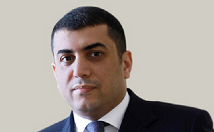 Президент Армении не намерен отправлять в отставку начальника ГШ ВС