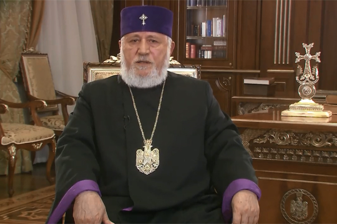 Католикос Всех Армян призвал Пашиняна подать в отставку с поста премьера (ВИДЕО) Католикос Всех Армян призвал Пашиняна подать в отставку с поста премьера (ВИДЕО)