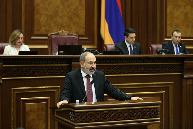 Փաշինյան. հո դավաճան ասելով չի՞, հիմնավորեք, տեսնենք՝ դավաճանն ով է (ՎԻԴԵՈ) Փաշինյան. հո դավաճան ասելով չի՞, հիմնավորեք, տեսնենք՝ դավաճանն ով է (ՎԻԴԵՈ)