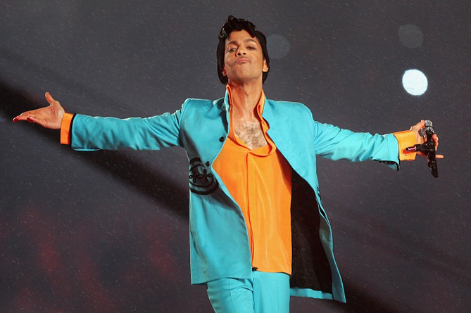 Певец Prince скончался в возрасте 57 лет