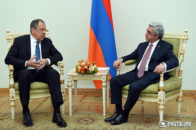 Глава МИД РФ упомянул три стороны, говоря об эскалации карабахского конфликта