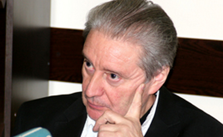 Армянская поэзия вдохновляет своей метафизичностью - Вениамин Смехов