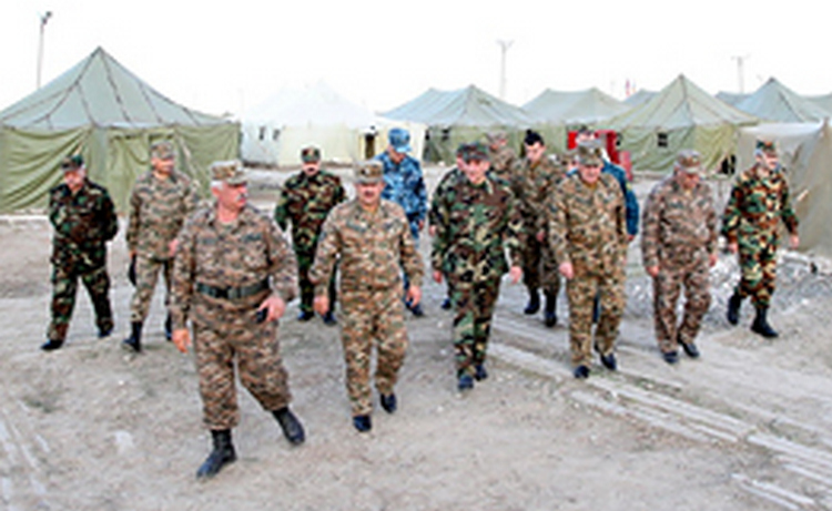 Президент НКР посетил одну из воинских частей особого назначения Армии обороны