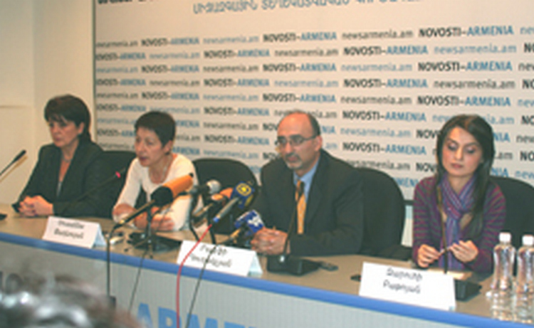 Երևանում կայացավ «Հաշմանդամության խնդիրն ու ԶԼՄ-ները» ուղեցույցի շնորհանդեսը Երևանում կայացավ «Հաշմանդամության խնդիրն ու ԶԼՄ-ները» ուղեցույցի շնորհանդեսը