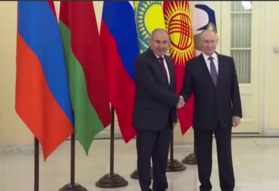 Վարչապետը Սանկտ Պետերբուրգում  մասնակցել է  Եվրասիական տնտեսական Բարձրագույն  խորհրդի նիստին 