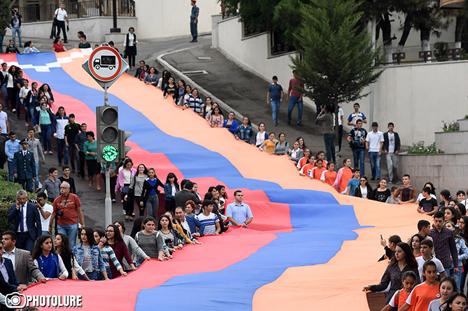 Премьер Армении отправится в Арцах на тройной праздник