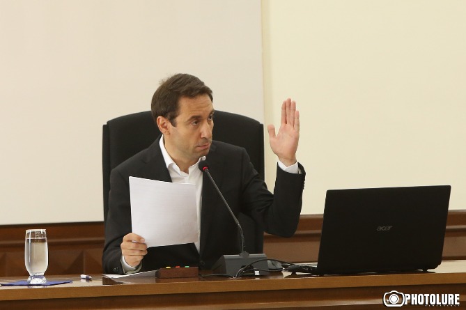 Первое заседание нового Совета старейшин состоялось в Ереване, утверждена дата инаугурации мэра Первое заседание нового Совета старейшин состоялось в Ереване, утверждена дата инаугурации мэра
