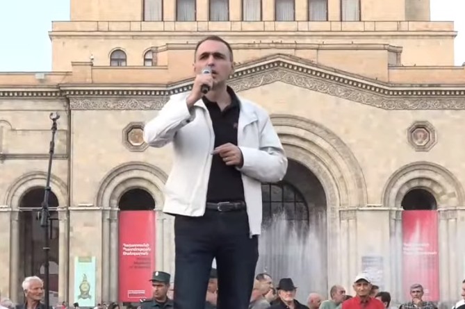 Нельзя позволить подписания армяно-азербайджанского мирного договора, в котором Арцах признается частью Азербайджана - Чалабян Нельзя позволить подписания армяно-азербайджанского мирного договора, в котором Арцах признается частью Азербайджана - Чалабян