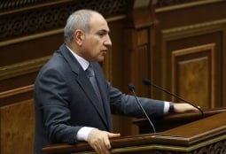 Резкие слова Пашиняна в адрес депутатов проверят на нарушение норм поведения