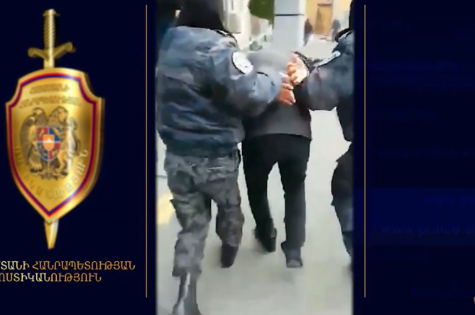 Женщина в Армении начала любовную интригу в соцсетях. Мужчина вымогал порядка $30 000 (ВИДЕО) Женщина в Армении начала любовную интригу в соцсетях. Мужчина вымогал порядка $30 000 (ВИДЕО)