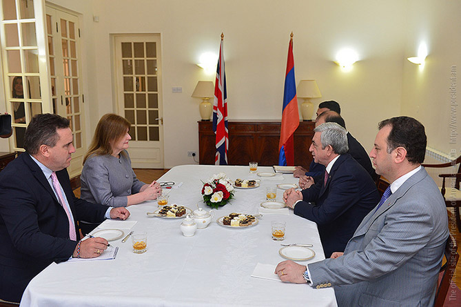 ՀՀ նախագահը շնորհավորական ուղերձ է հղել Մեծ Բրիտանիայի ազգային տոնի առթիվ ՀՀ նախագահը շնորհավորական ուղերձ է հղել Մեծ Բրիտանիայի ազգային տոնի առթիվ