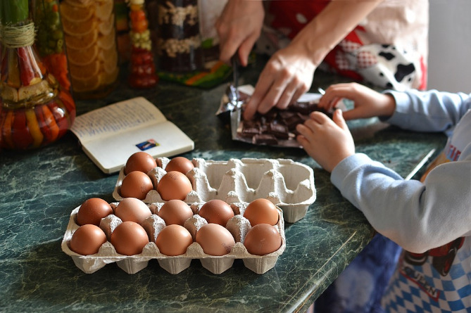 Главный диетолог России Виктор Тутельян назвал допустимую норму потребления яиц