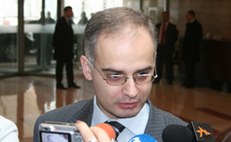 ՀԱԿ-ը անօրինական է համարում Երևանի քաղաքապետարանի՝ Ազատության հրապարակում հանրահավաք անցկացնելու դիմումի մերժումը ՀԱԿ-ը անօրինական է համարում Երևանի քաղաքապետարանի՝ Ազատության հրապարակում հանրահավաք անցկացնելու դիմումի մերժումը