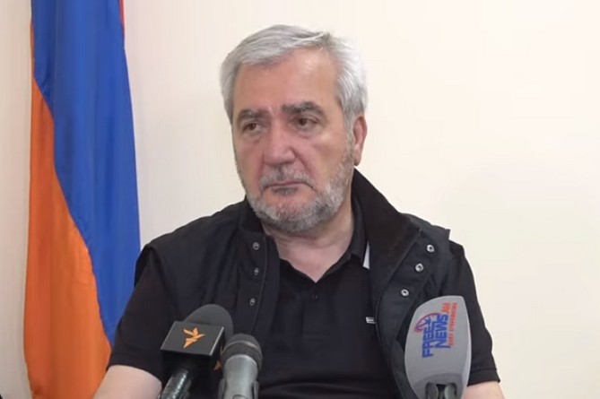 «Ադրբեջանցիները՝ 1974 թվականի քարտեզ ձեռքներին, եկել ինչ-որ բարձունքի վրա, ասում են, թե սա իրենցն է».ի՞նչ իրավիճակ է Սյունիքում, պարզաբանում է պատգամավորը «Ադրբեջանցիները՝ 1974 թվականի քարտեզ ձեռքներին, եկել ինչ-որ բարձունքի վրա, ասում են, թե սա իրենցն է».ի՞նչ իրավիճակ է Սյունիքում, պարզաբանում է պատգամավորը