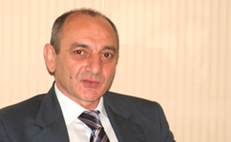 Президент НКР призывает посредников направить Азербайджан в конструктивное русло