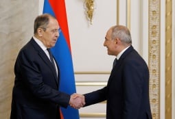 Пашинян и Лавров обсудили повестку дня Армения-Россия, региональные вопросы 