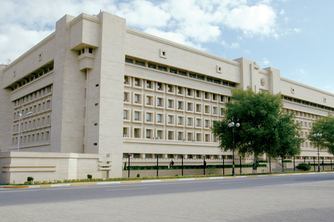 Азербайджан: неутешительные итоги 2015 года 