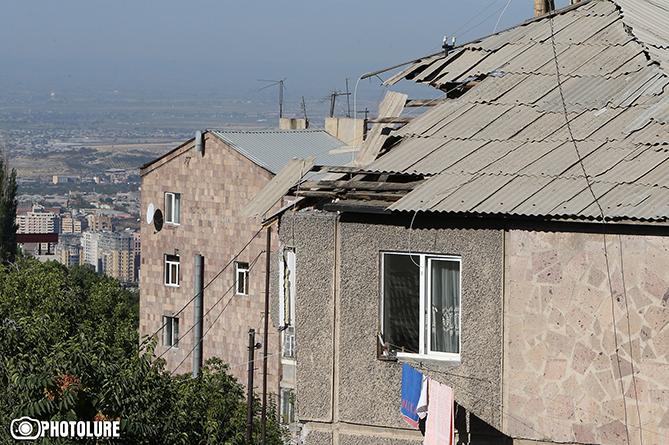 В МЧС уточнили адрес здания в Ереване, в котором прогремел взрыв