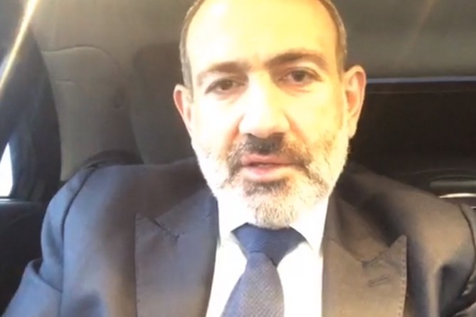 "Хочу посмотреть вам прямо в глаза": Пашинян обратился к жителям Сюника по дороге в марз (ВИДЕО)