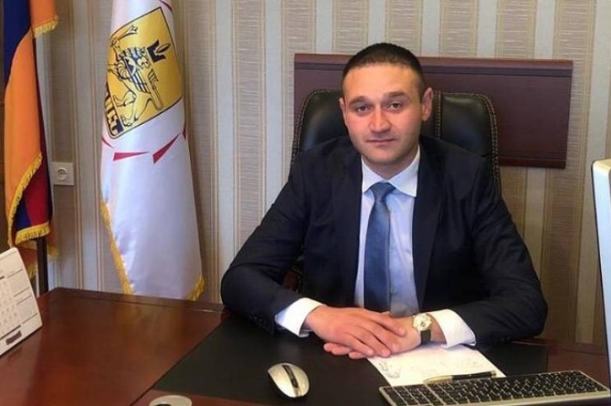 Աջափնյակ վարչական շրջանի ղեկավարն աշխատանքից ազատման դիմում է ներկայացրել Աջափնյակ վարչական շրջանի ղեկավարն աշխատանքից ազատման դիմում է ներկայացրել
