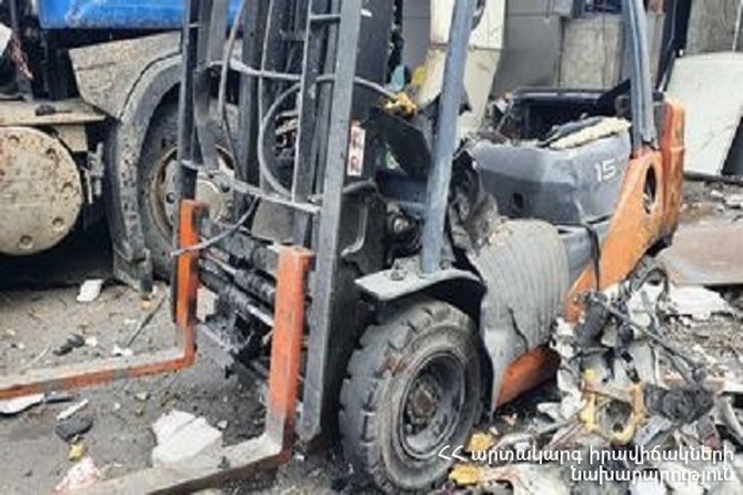 МЧС представил подробности о взрыве на проспекте в Ереване, есть погибшие (ФОТО, ВИДЕО)