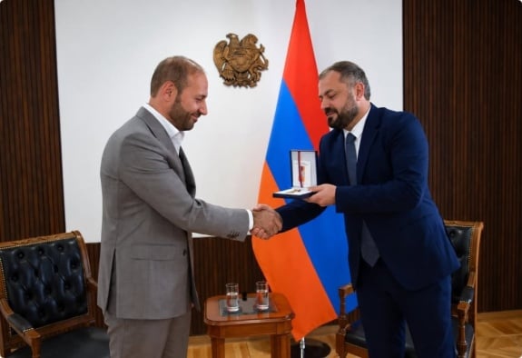 «Ռենշին» ընկերության համահիմնադիր Էդուարդ Մարությանն արժանացել է Անանիա Շիրակացու մեդալի