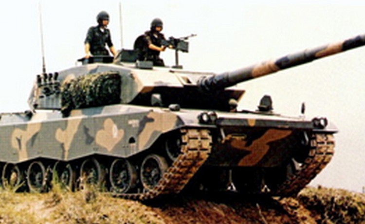 Пушков считает, что Киеву ничего не должно мешать начать отвод тяжелого вооружения