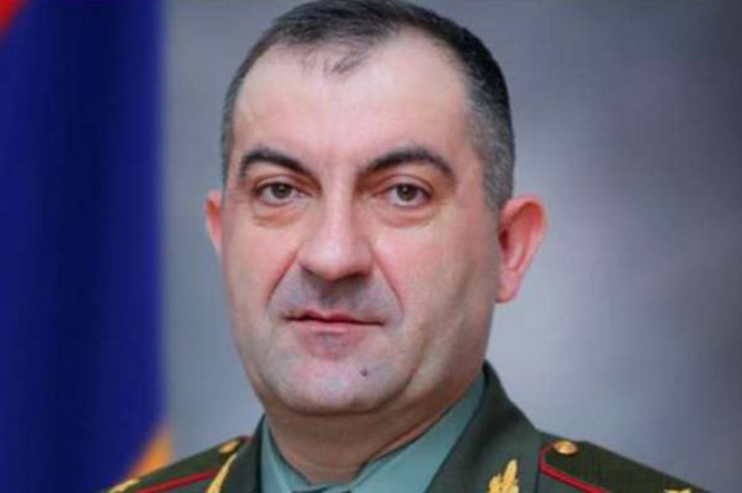 Президент повысил в звании главу Генштаба Армении и ряд высокопоставленных военных Президент повысил в звании главу Генштаба Армении и ряд высокопоставленных военных