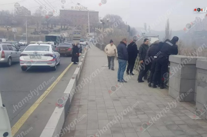 36–ամյա տղամարդը սպառնում է նետվել «Հաղթանակ» կամրջից