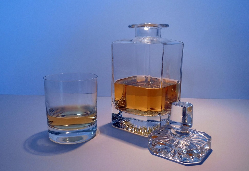 виски бурбон алкоголь.jpg