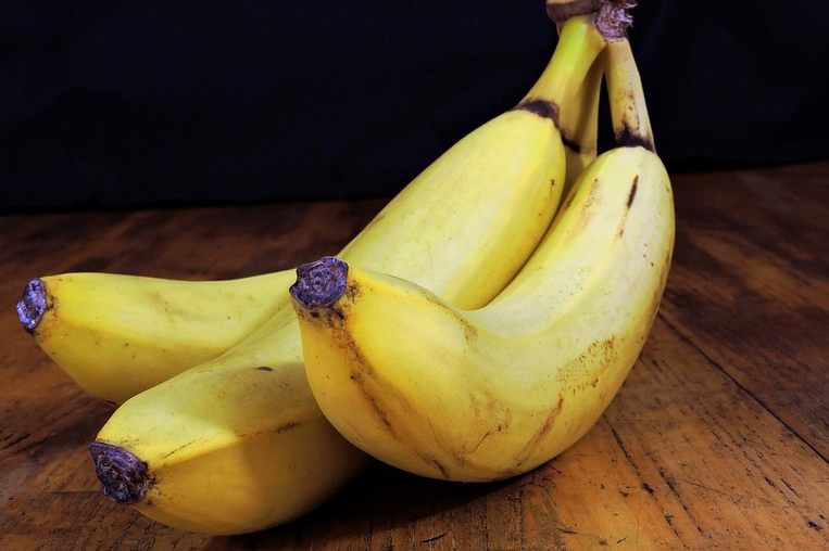 Ինչպես պահել բանանը, որպեսզի չսևանա. կիրառեք այս պարզ հնարքները