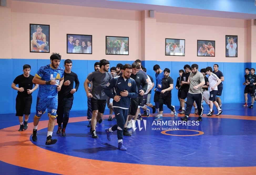 18 борцов представят Армению на ЧЕ в Албании, два лидера сборной пропустят турнир